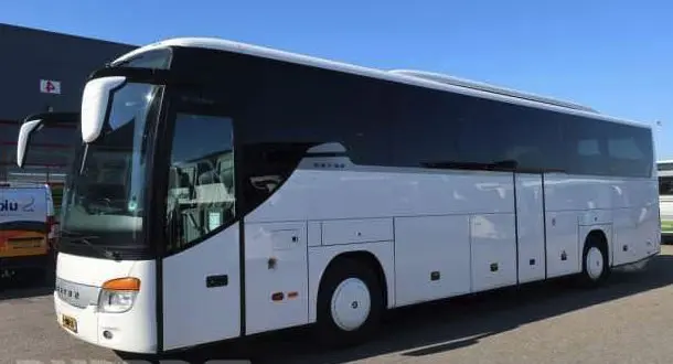 ZOYO Travel 45 seats coach Coaches to hire